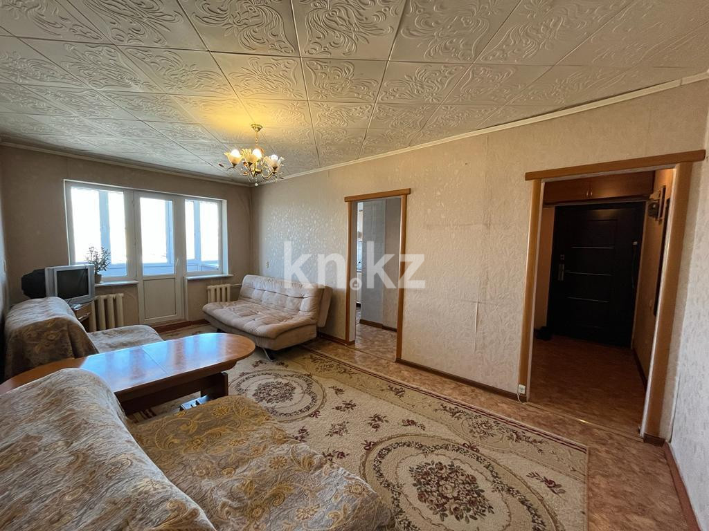 Продажа 3-комнатной квартиры, 60 м², ул. Мустафина - Продажа квартир в Караганде фото 1 из 12