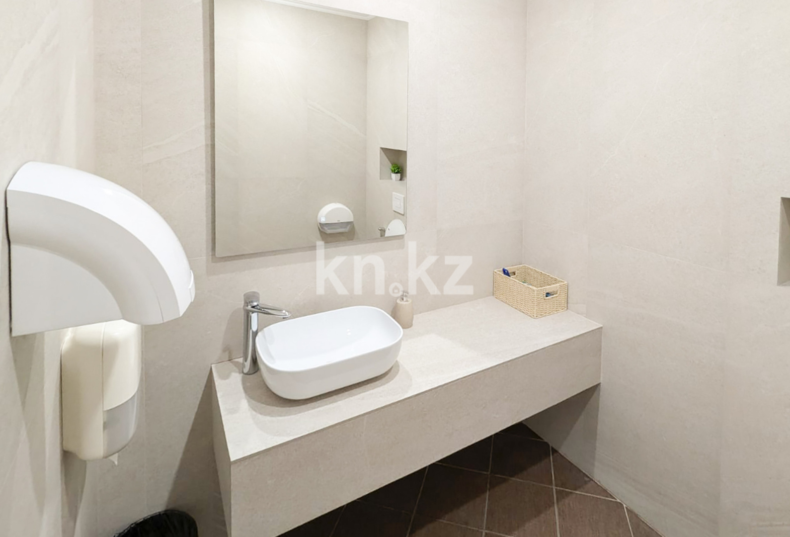 Аренда , ул. Кажымукана, дом  86 - Искендерова - Продажа и аренда недвижимости в Алматы фото 12 из 18