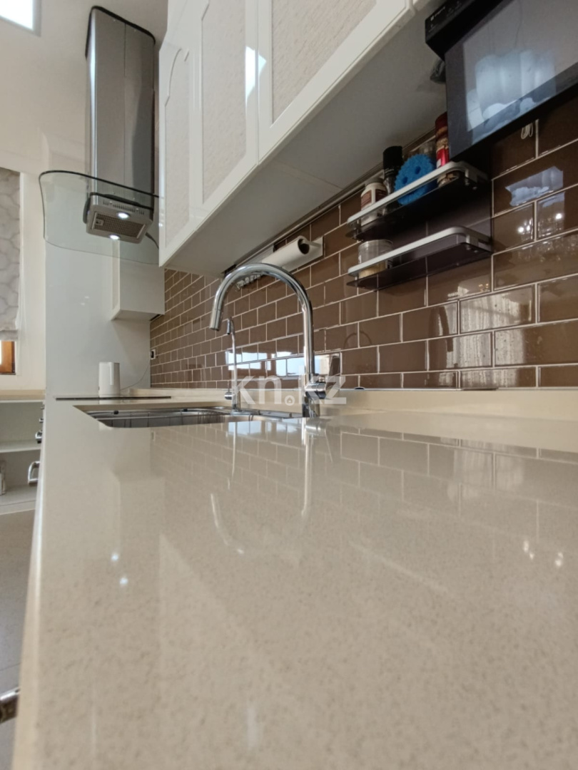 Продажа 4-комнатной квартиры, 163 м² в Астане - фото 10