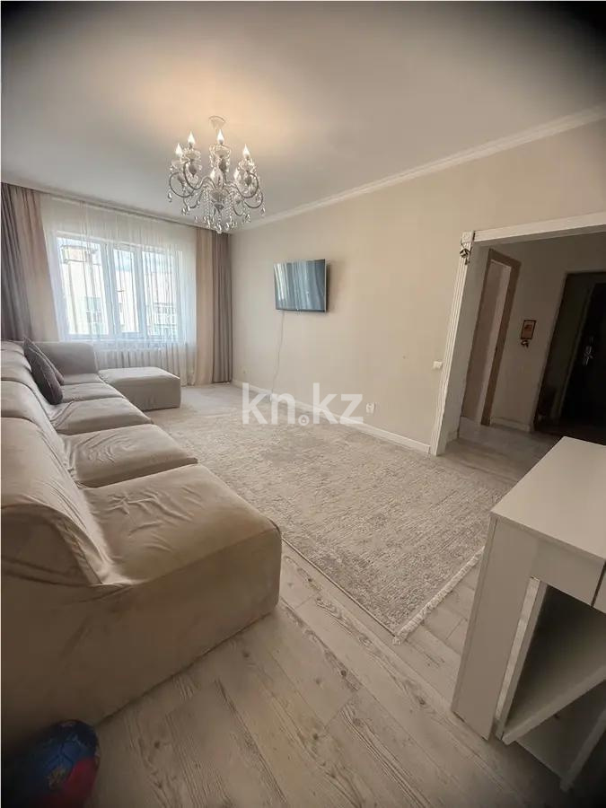 Продажа 3-комнатной квартиры, 69 м², ул. Сауран, дом  4 - Продажа квартир в Казахстане фото 1 из 4