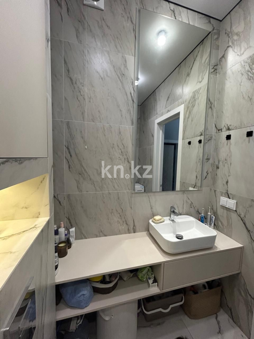 Продажа 2-комнатной квартиры, 44 м², ул. Ашимова, дом  21а в Караганде - фото 12