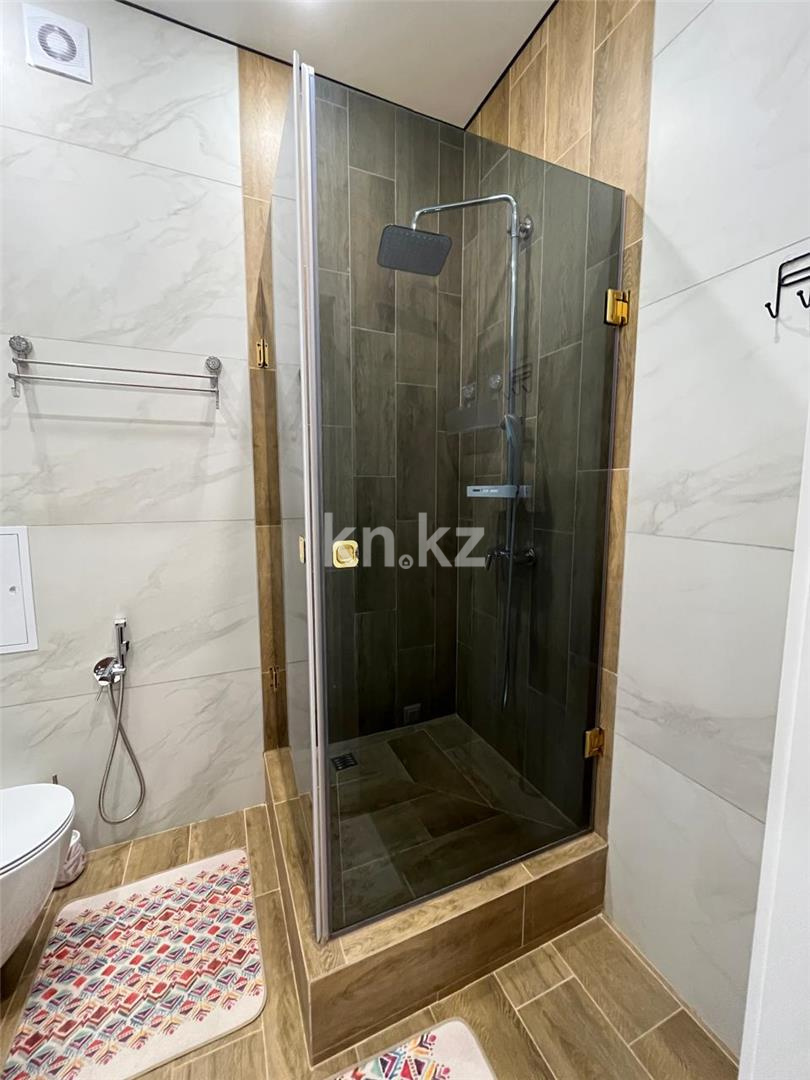 Продажа 3-комнатной квартиры, 89 м², ул. Букетова - Продажа  трехкомнатных квартир в Караганде фото 14 из 17