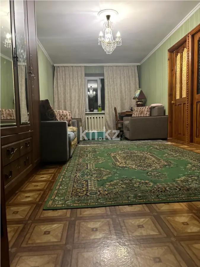 Продажа 3-комнатной квартиры, 50 м², ул. Жандосова, дом  176А - Продажа квартир в Алматы фото 1 из 7