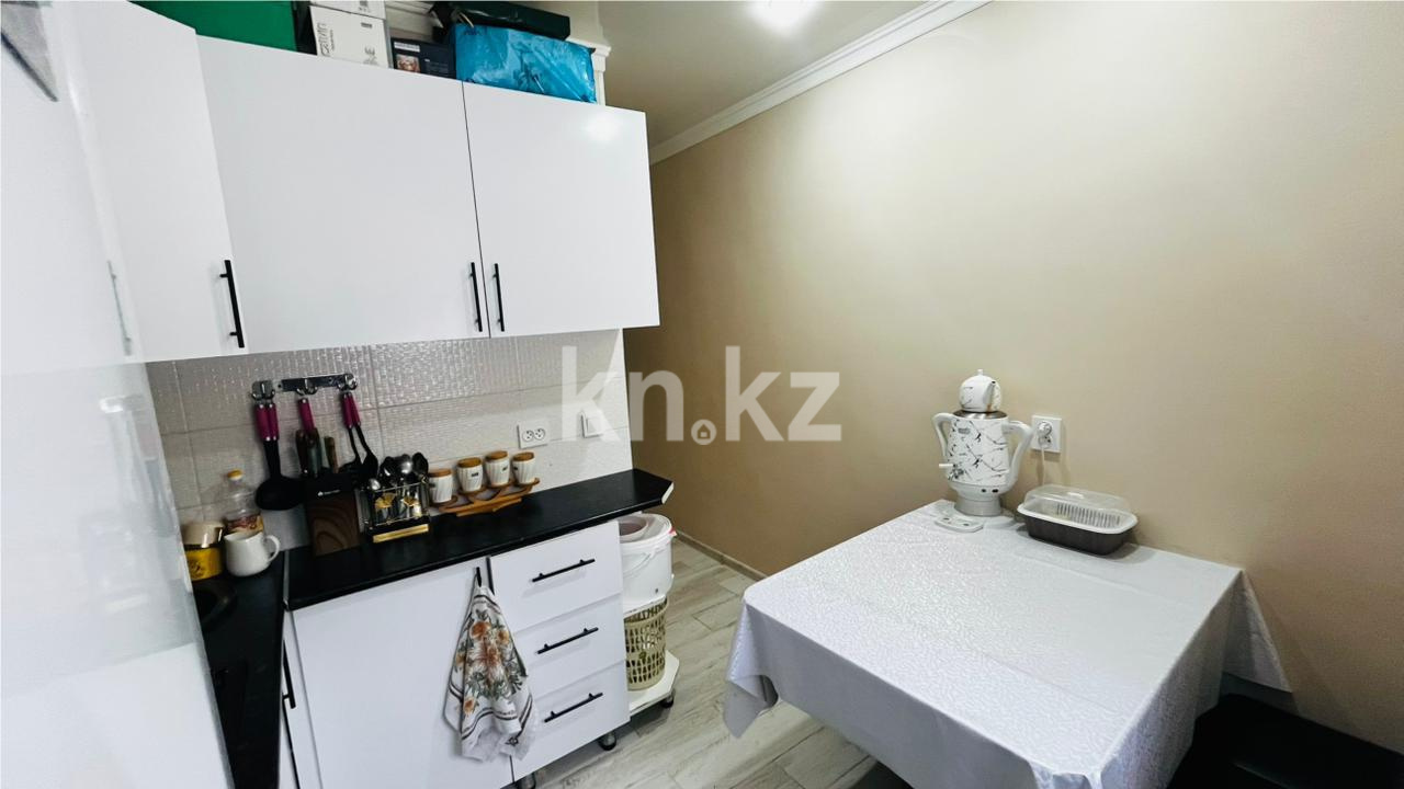 Продажа 3-комнатной квартиры, 57 м², мкр-н 14, дом  22 - Продажа  трехкомнатных квартир в Караганде фото 7 из 10