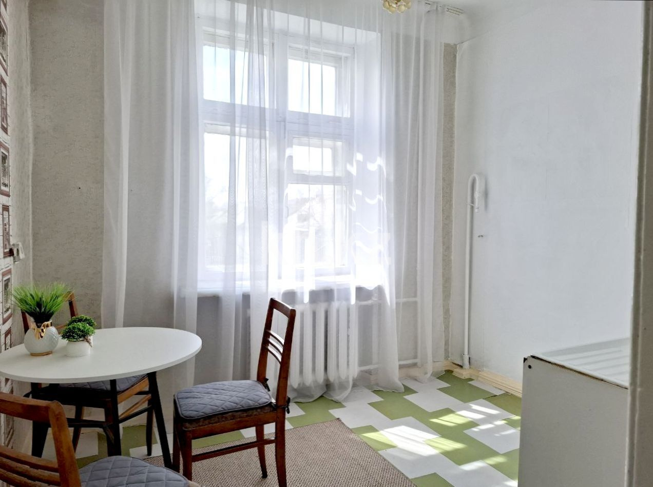 Продажа 3-комнатной квартиры, 65 м², пр. Шакарима, дом  177 - Продажа  трехкомнатных квартир в Усть-Каменогорске фото 3 из 16