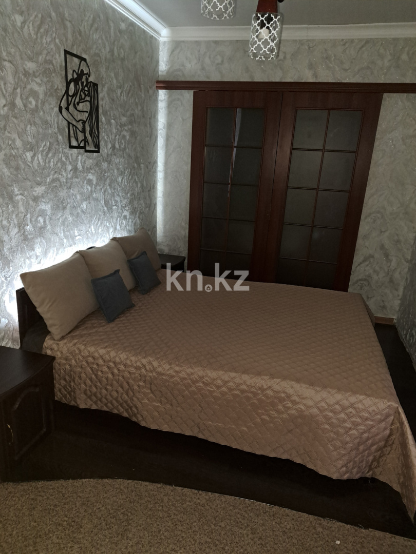 Аренда 1-комнатной квартиры посуточно, 32 м², пр. Н. Абдирова, дом  30/1 - Аренда квартир посуточно в Караганде с фото фото 1 из 2