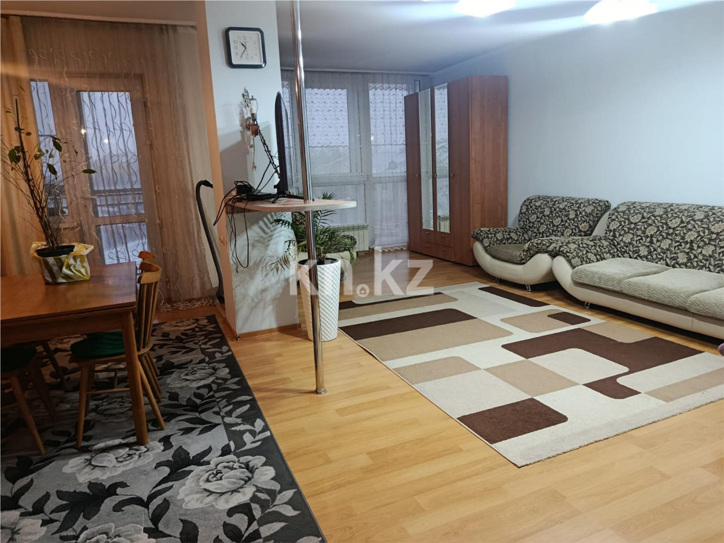 Продажа 1-комнатной квартиры, 55 м², ул. Абая - Продажа домов, коттеджей в Атырау фото 5 из 15