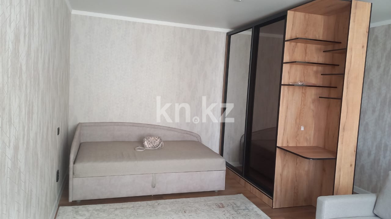 Аренда 1-комнатной квартиры, 40 м², ул. Улытау, дом  44 - Аренда квартир помесячно в Астане фото 1 из 8