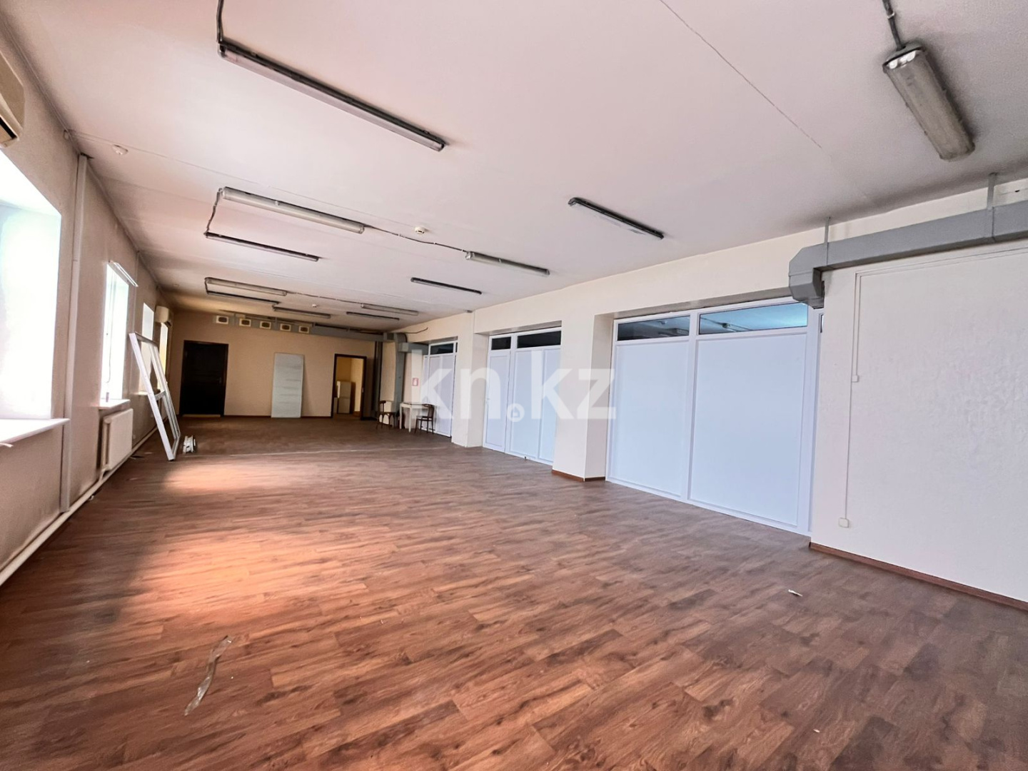 Продажа , 689.5 м², ул. Ермекова, дом  120/2 - Продажа зданий в Караганде фото 6 из 11