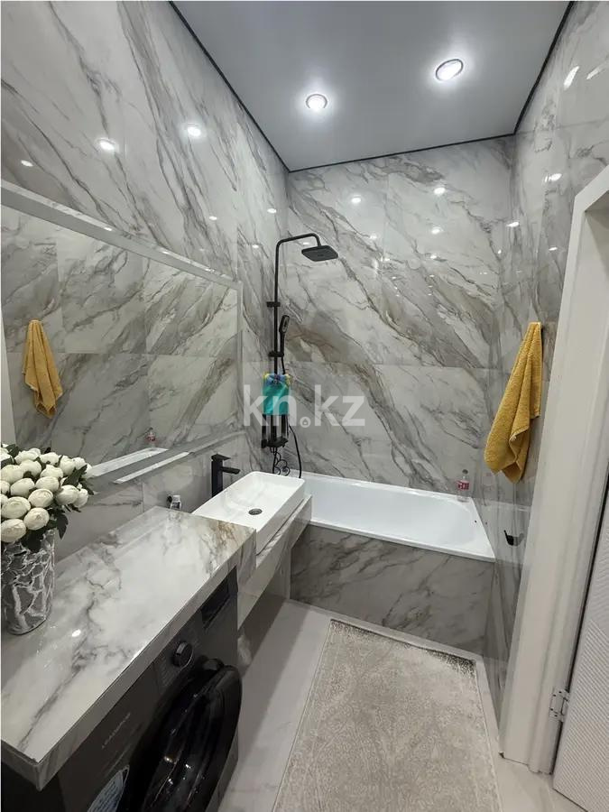 Продажа 3-комнатной квартиры, 67 м², 067 учетный квартал, дом  456/3 в Караганде - фото 5