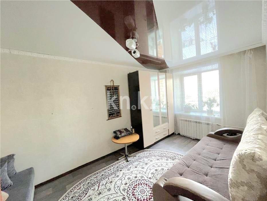 Продажа 3-комнатной квартиры, 60 м², мкр-н Заводской - Продажа квартир в Караганде фото 3 из 8