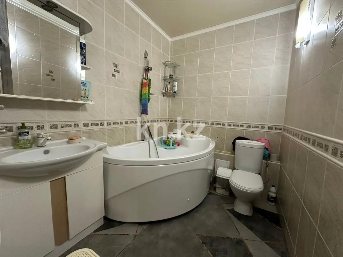 Продажа 2-комнатной квартиры, 75 м², пр. Момышулы, дом  4 в Астане - фото 6