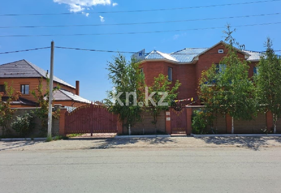 Продажа дома, 365 м², г. Косшы ул Казыбек би, дом  19 - Продажа домов, коттеджей в Акмолинской области фото 25 из 26