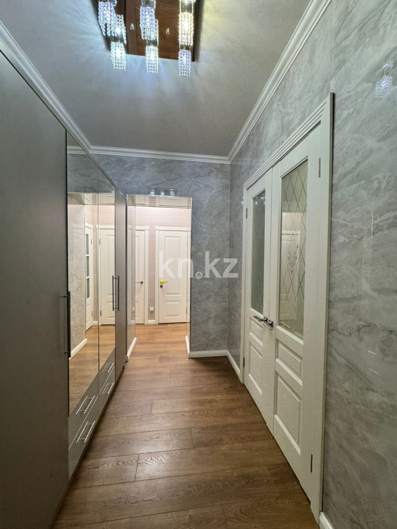 Продажа 2-комнатной квартиры, 54 м², пр. Назарбаева, дом  3 в Караганде - фото 13