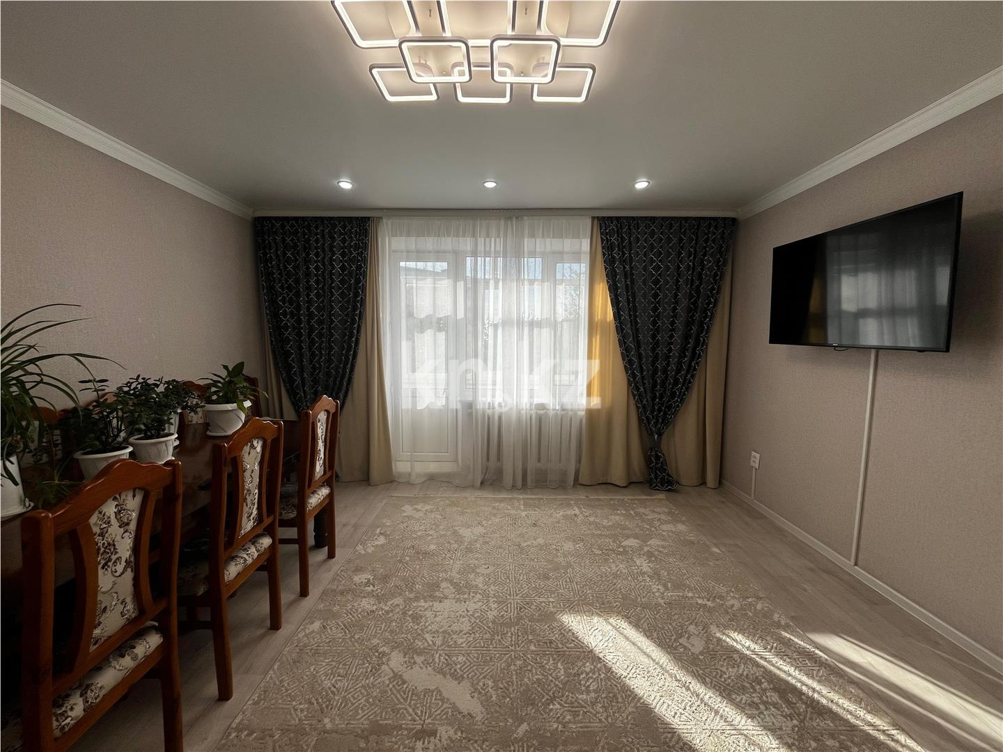 Продажа 5-комнатной квартиры, 107 м², мкр-н Голубые Пруды - Продажа квартир в Караганде фото 1 из 24
