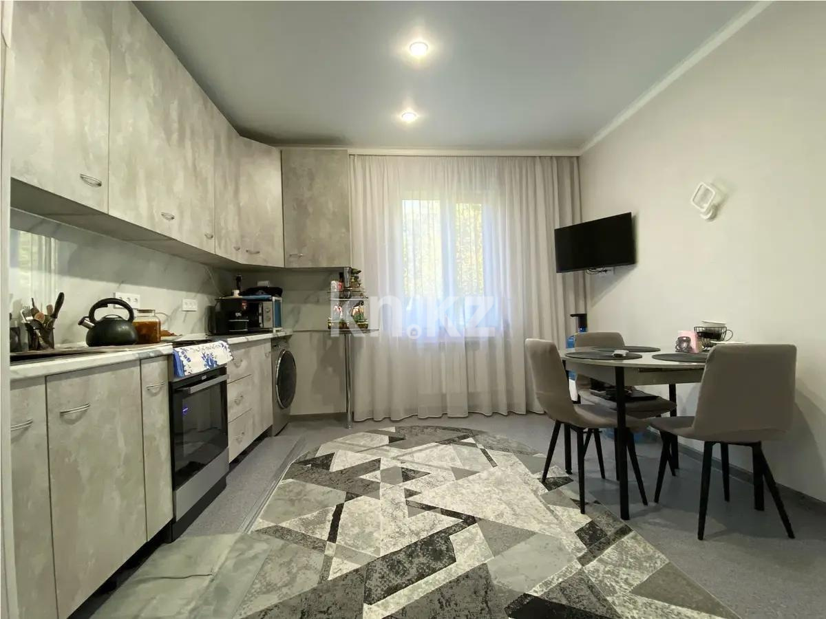 Продажа 2-комнатной квартиры, 60 м², ул. Баженова, дом  158а в Караганде - фото 3