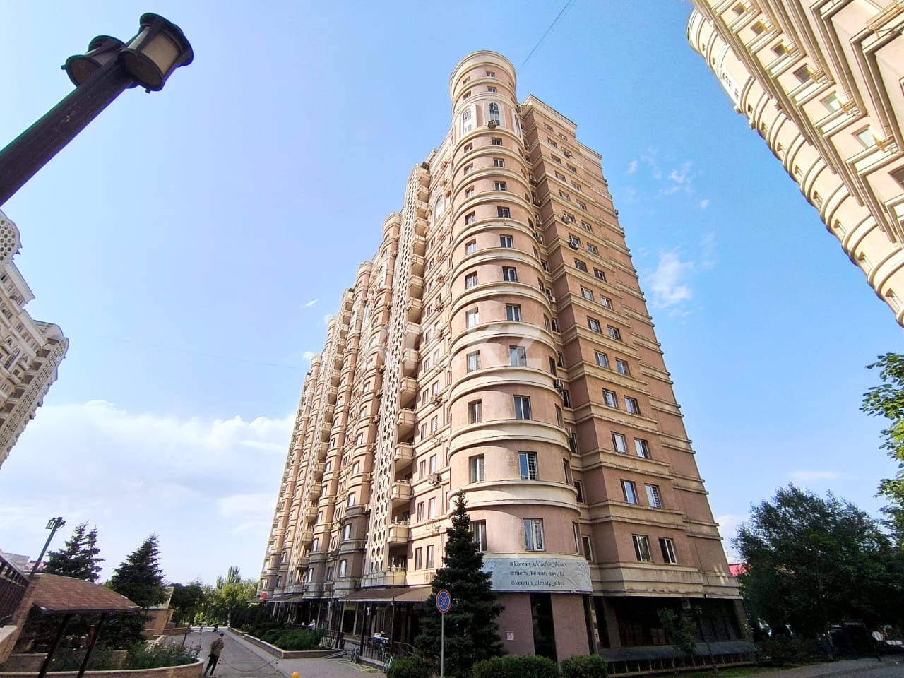 Продажа 2-комнатной квартиры, 64.8 м², ул. Навои, дом  208.1 - Продажа  двухкомнатных квартир в новостройках Алматы фото 1 из 29