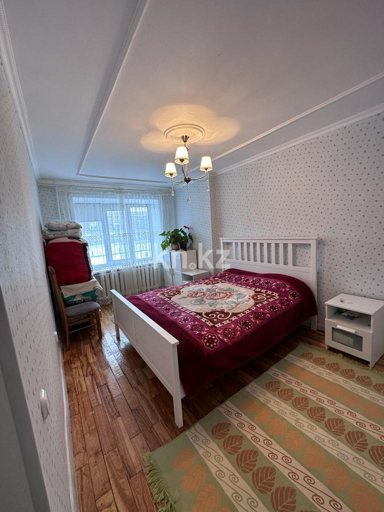 Продажа 3-комнатной квартиры, 102 м², ул. Муканова в Караганде - фото 3
