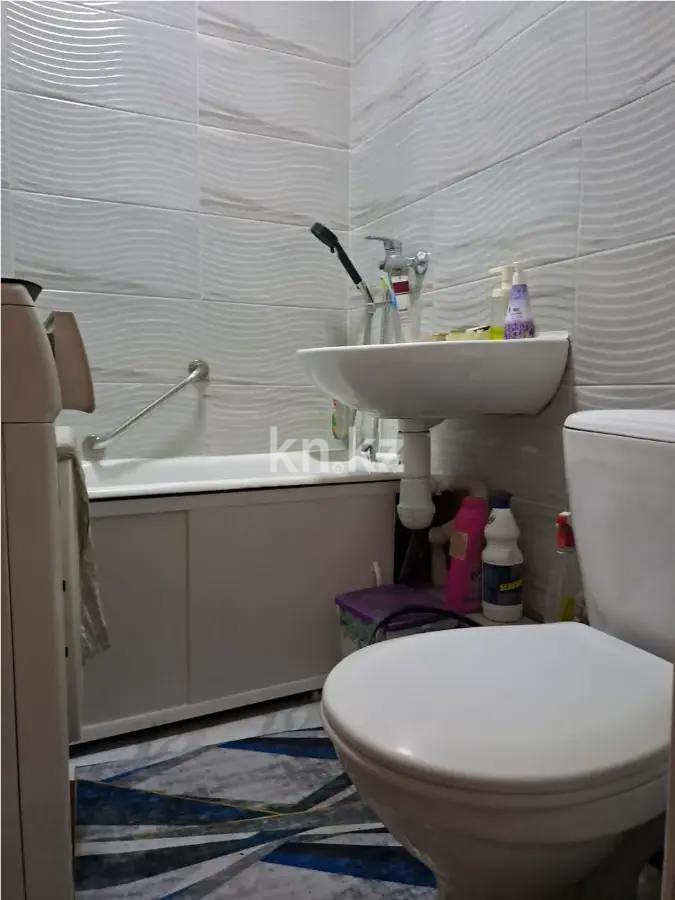 Продажа 2-комнатной квартиры, 40.2 м² в Алматы - фото 3