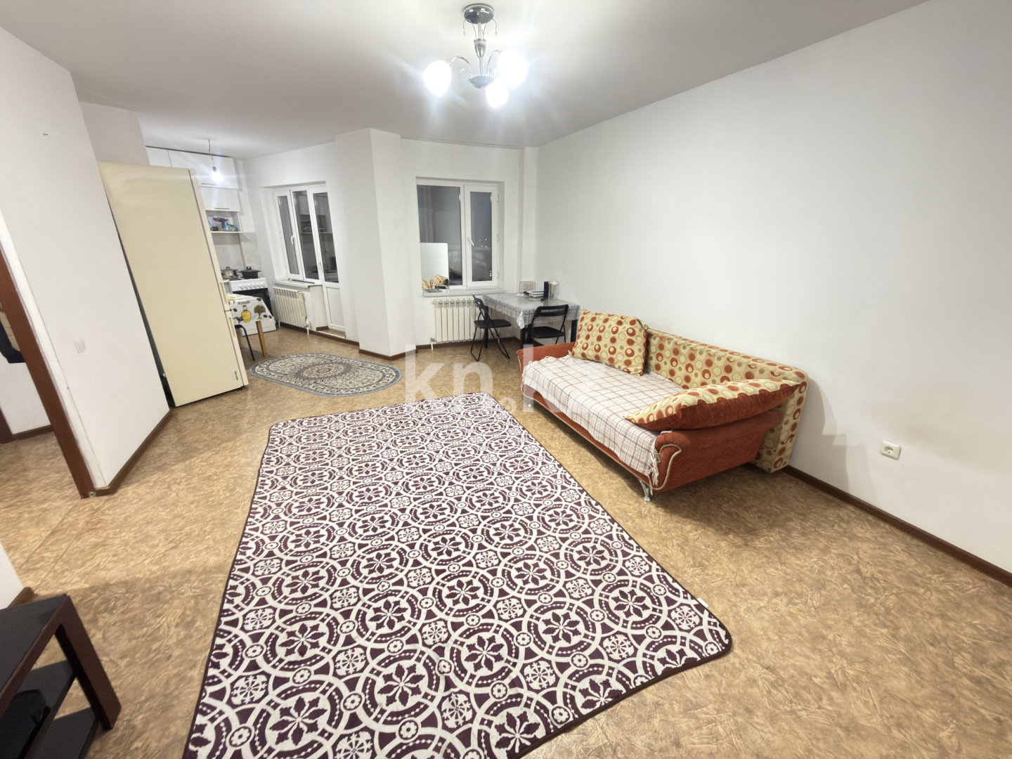 Продажа 1-комнатной квартиры, 41 м² - Продажа однокомнатных квартир в кирпичном доме в Караганде фото 2 из 19