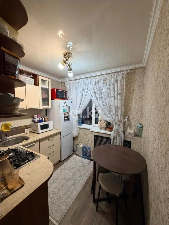 Продажа 3-комнатной квартиры, 64 м², 4 мкр., дом  6 - Продажа квартир в Алматы фото 4 из 6