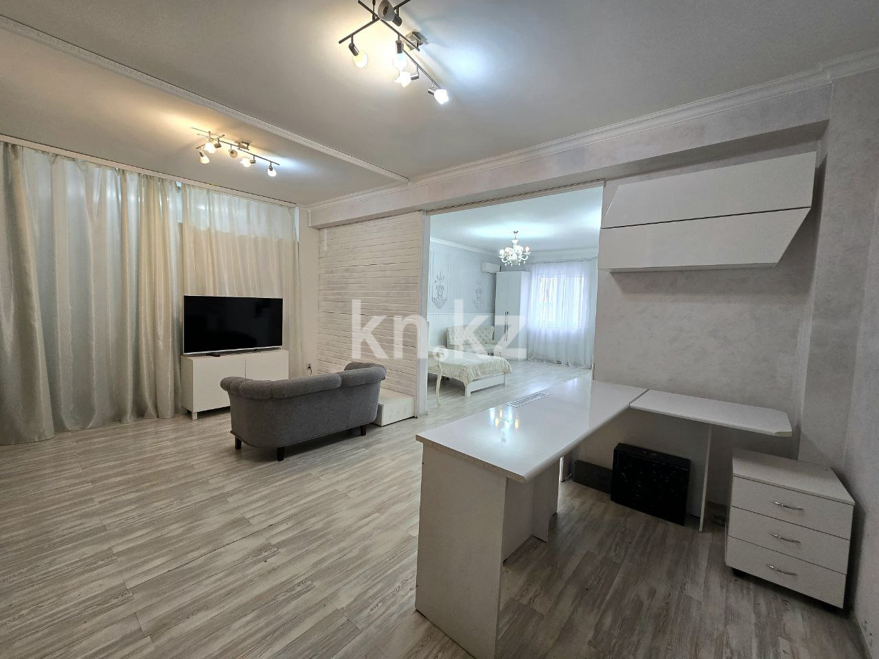 Продажа 2-комнатной квартиры, 93 м², ул. Брусиловского, дом  163 - ул. Шакарима в Алматы - фото 5