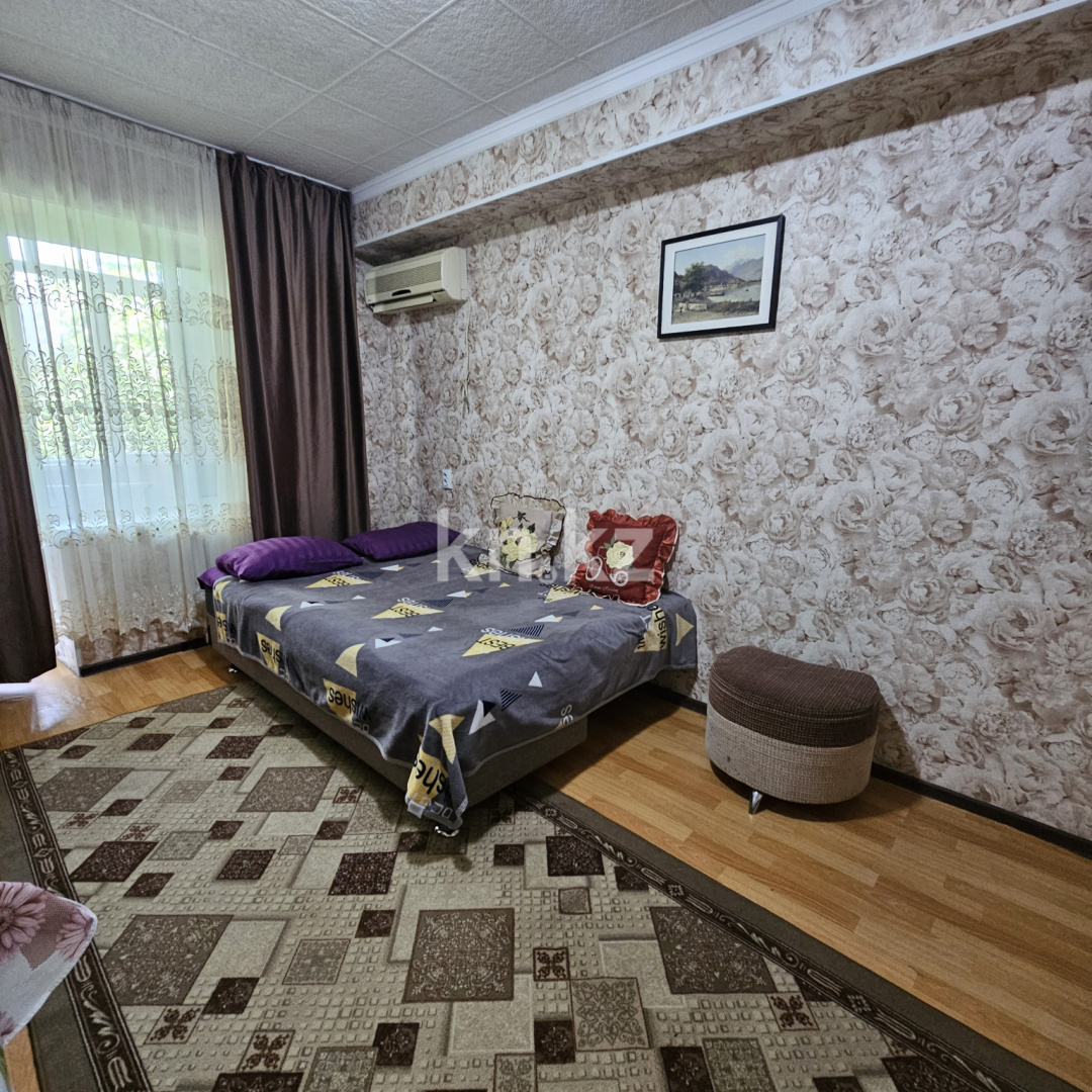 Аренда 1-комнатной квартиры посуточно, 35 м² в Алматы - фото 7