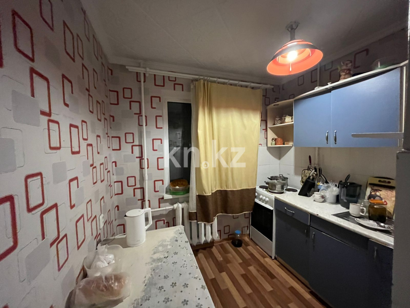 Продажа 3-комнатной квартиры, 62 м², мкр-н 15 - Продажа  трехкомнатных квартир в Караганде фото 1 из 9