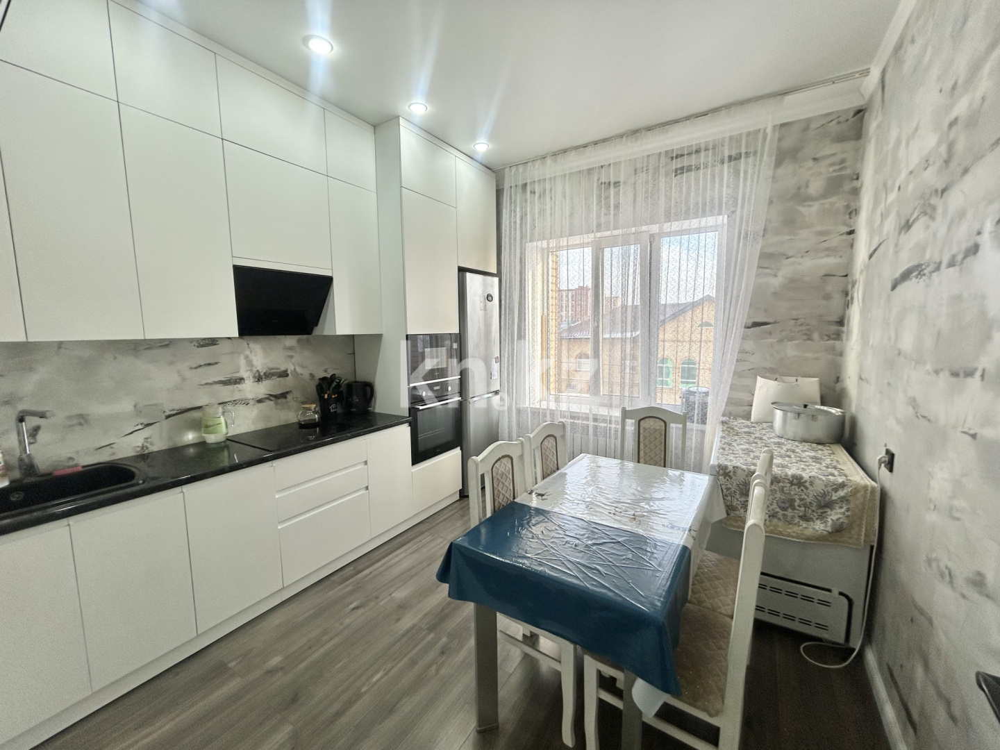Продажа 3-комнатной квартиры, 84 м², ул. Кулкыбаева в Караганде - фото 7