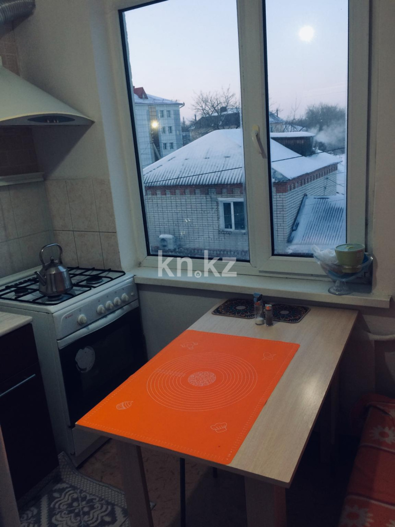 Продажа 3-комнатной квартиры, 45 м², ул. Короленко, дом  32 - Продажа квартир в Уральске фото 3 из 17