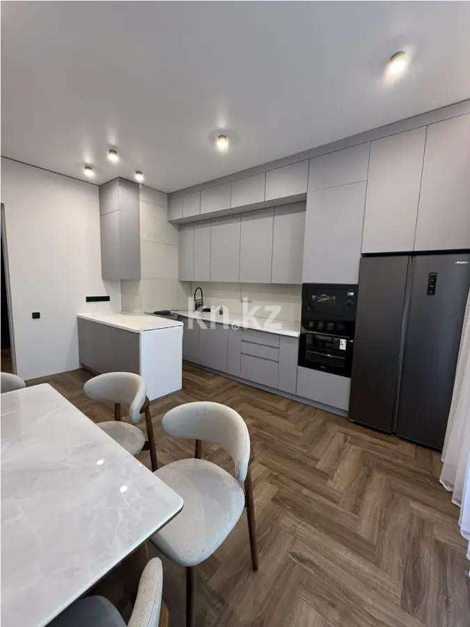 Продажа 4-комнатной квартиры, 140 м², ул. Е-899, дом  1/1 в Астане - фото 4