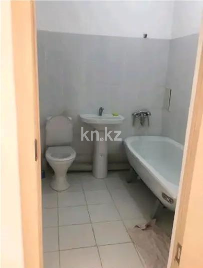 Продажа 2-комнатной квартиры, 68 м² в Алматы - фото 3