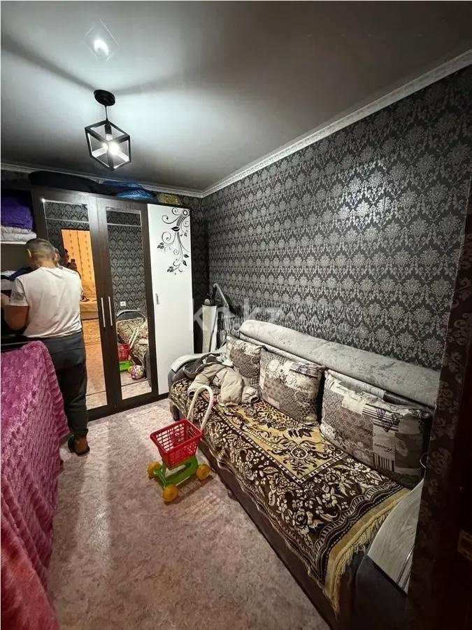 Продажа 3-комнатной квартиры, 48 м² - Продажа офисных и торговых помещений в Уральске фото 2 из 7