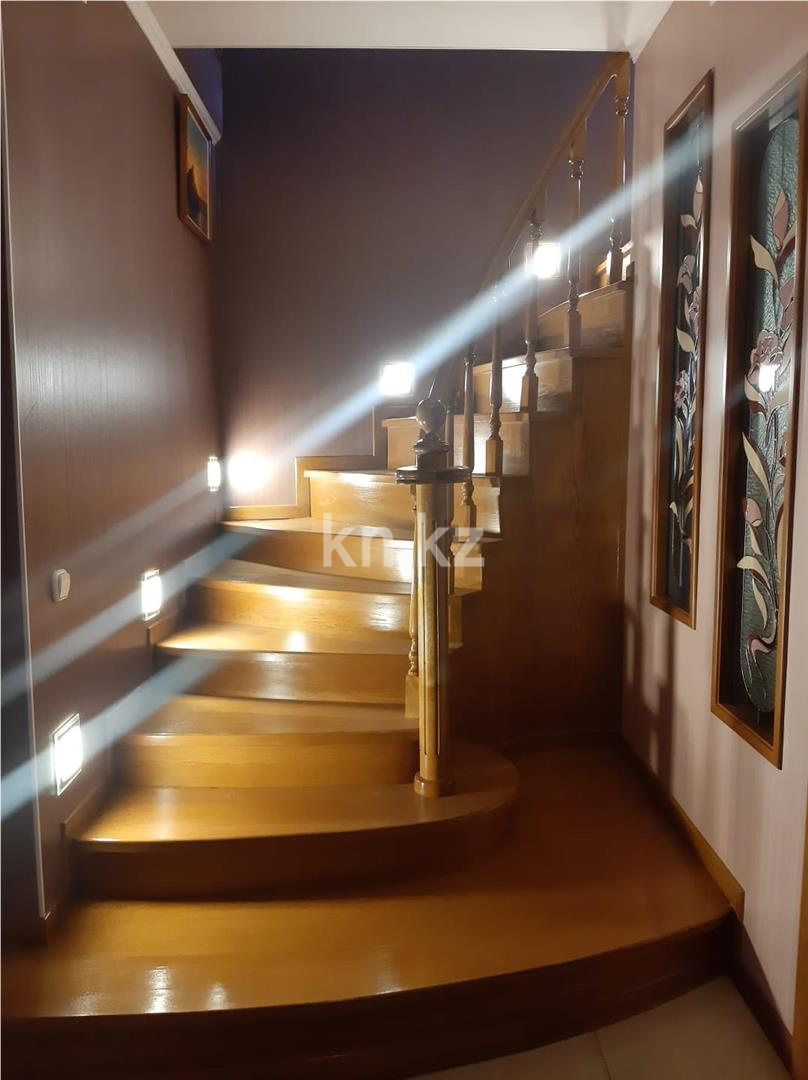 Продажа 6-комнатной квартиры, 227 м² - Продажа пятикомнатных и более квартир в Караганде фото 15 из 20