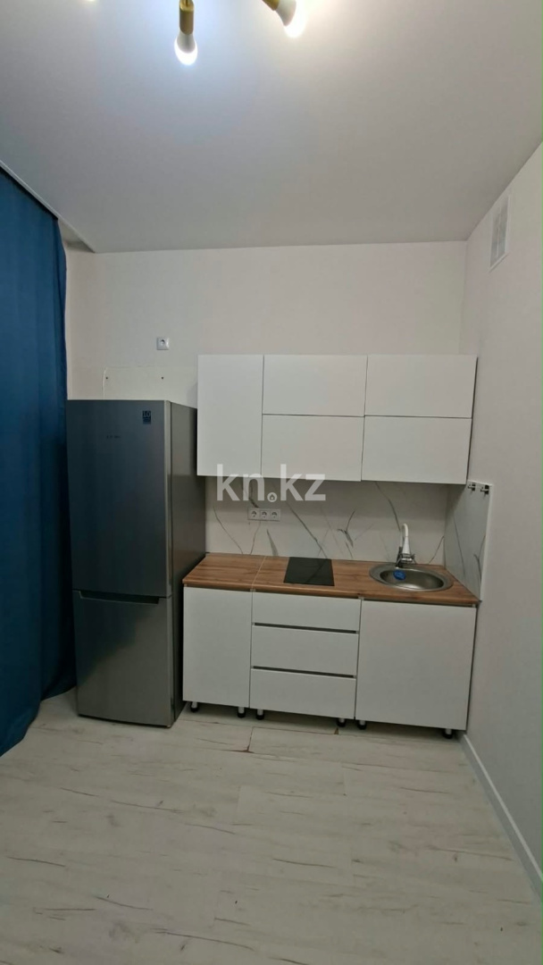 Аренда 1-комнатной квартиры, 37 м² в Астане