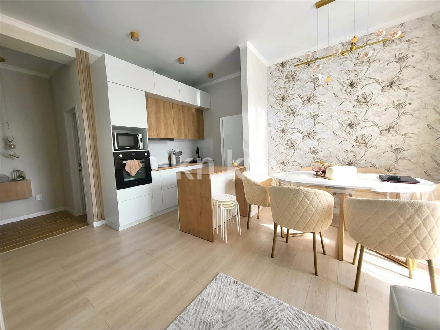 Продажа 2-комнатной квартиры, 45 м², ул. Букетова - Продажа жилой и коммерческой недвижимости в Караганде фото 1 из 10