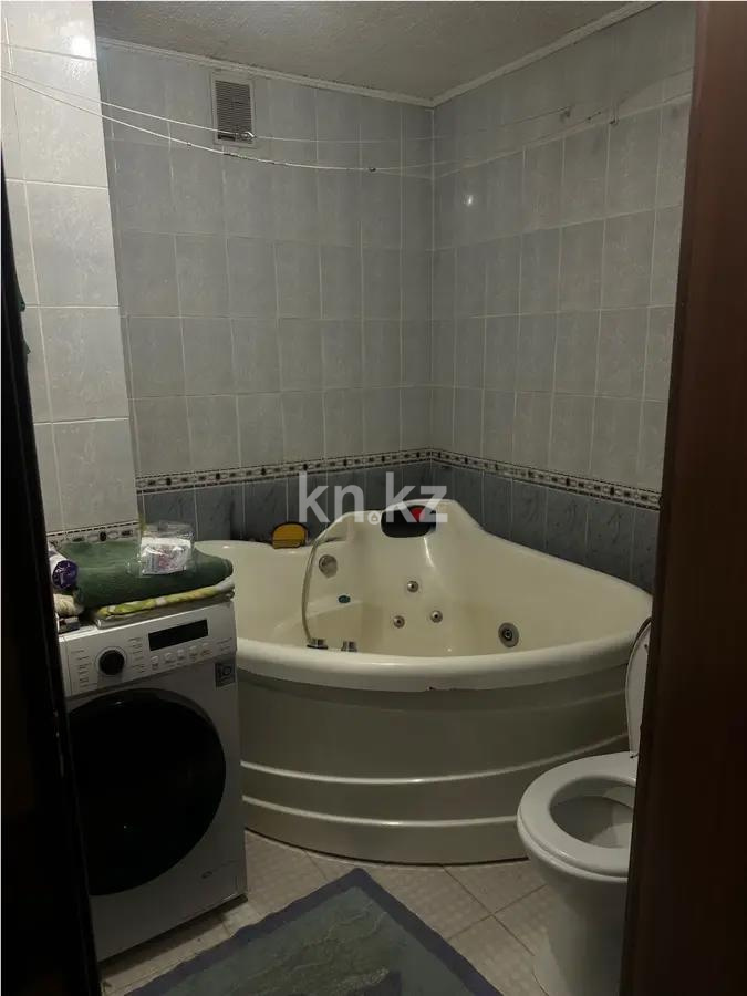 Продажа 3-комнатной квартиры, 59.6 м², ул. Макатаева, дом  194 в Алматы - фото 5