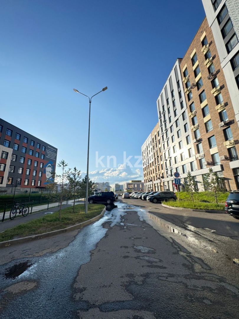 Продажа , 88 м², ул. Аль-Фараби в Астане