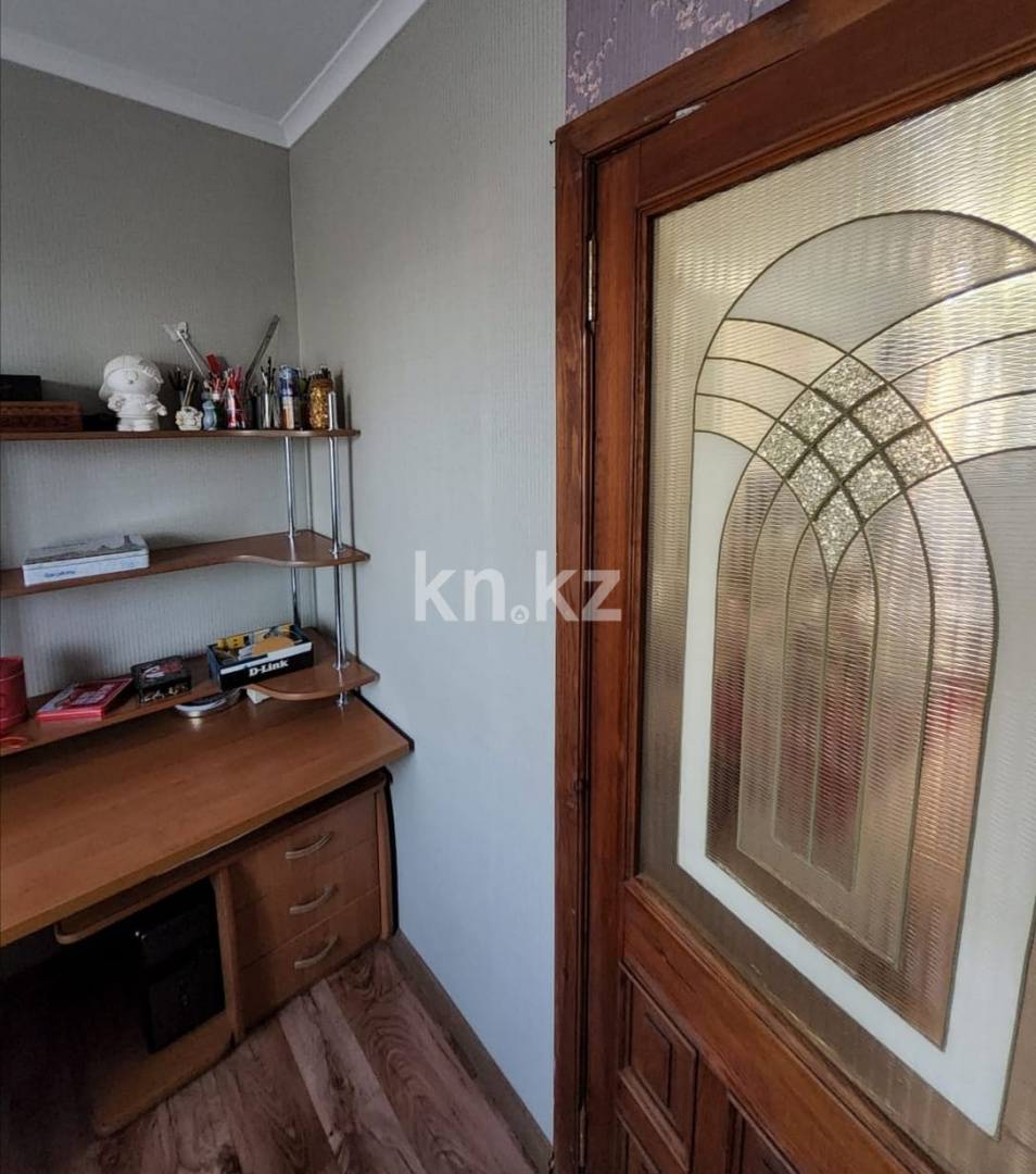 Продажа 4-комнатной квартиры, 85 м² - Продажа четырехкомнатных квартир на Юго-Востоке Караганды фото 16 из 25