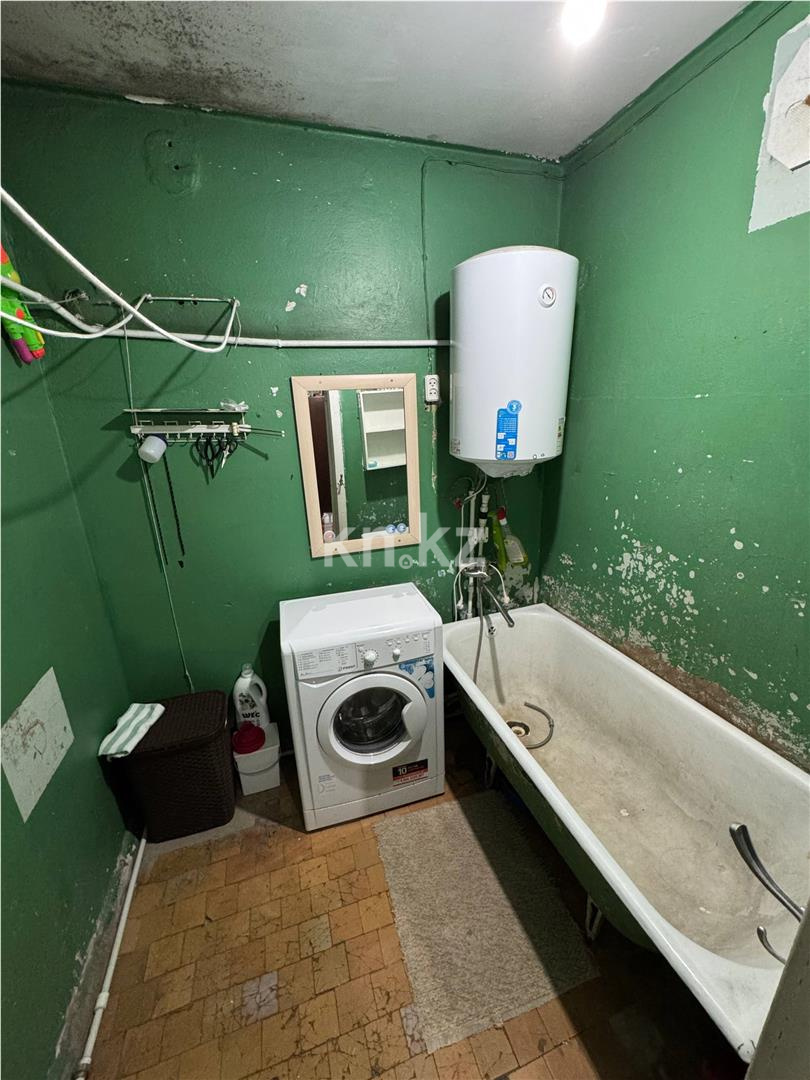 Продажа 3-комнатной квартиры, 59 м², мкр-н 23 - Продажа квартир в Караганде фото 16 из 19