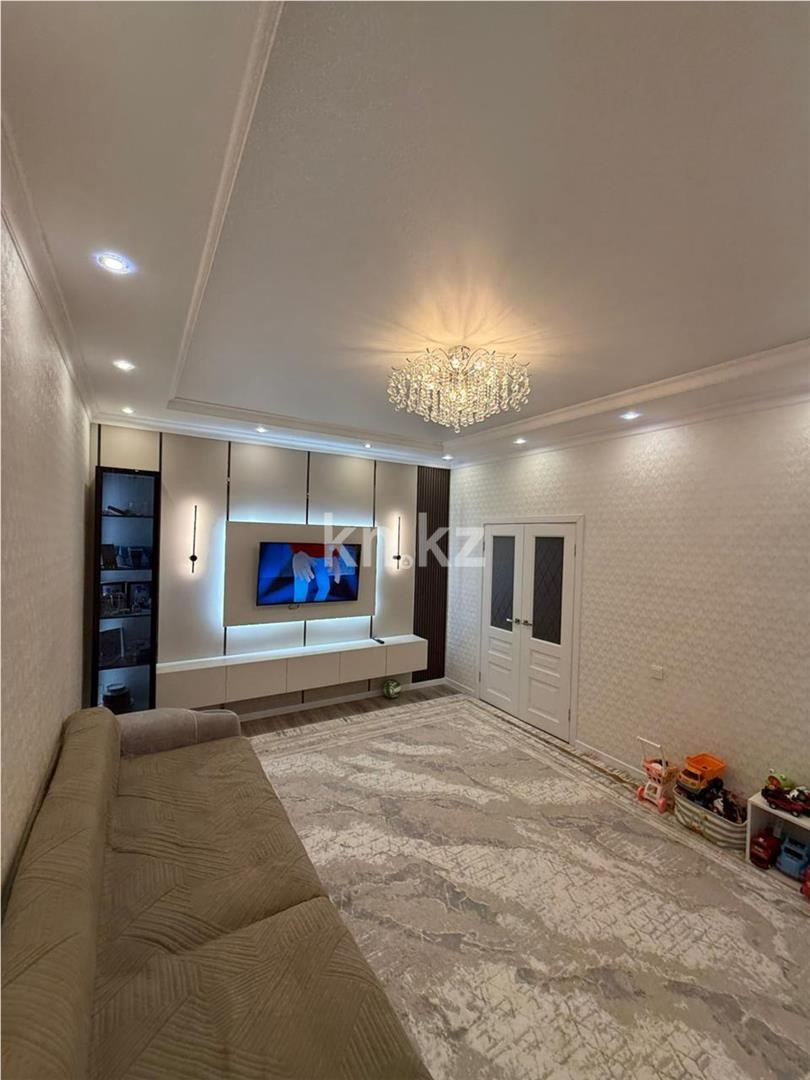 Продажа 3-комнатной квартиры, 86 м² - Продажа квартир в кирпичном доме в Караганде фото 2 из 16