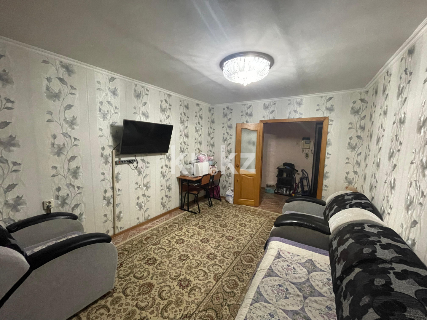 Продажа 2-комнатной квартиры, 50 м², ул. Гапеева, дом  1 в Караганде - фото 3