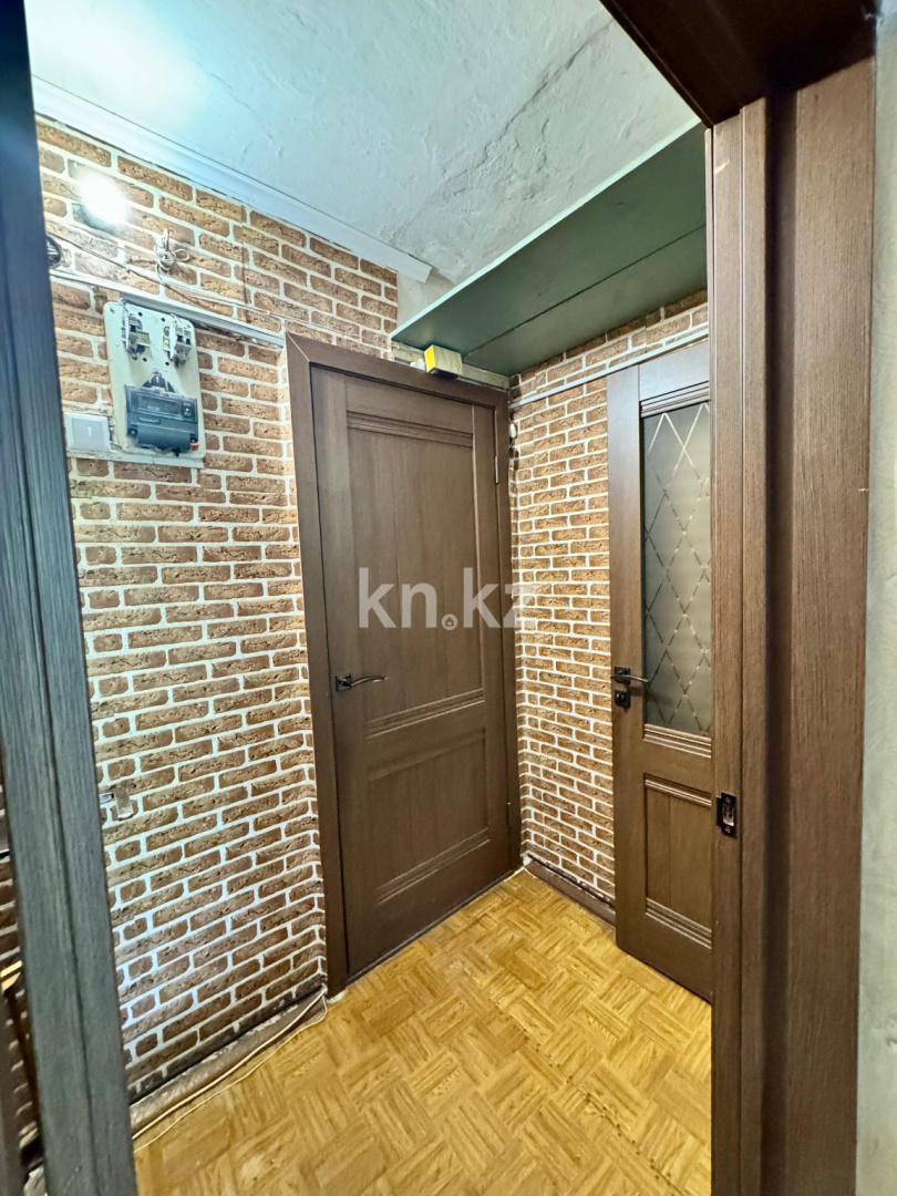 Продажа 2-комнатной квартиры, 42 м², ул. Зелинского, дом  26/1 - Продажа  двухкомнатных квартир в Караганде фото 14 из 32