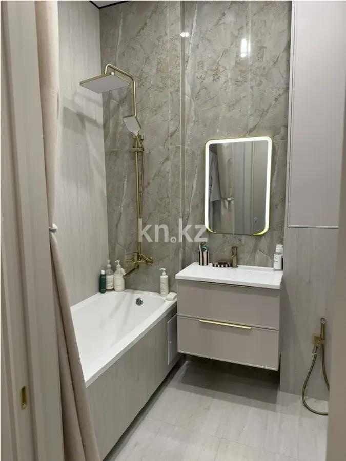 Продажа 2-комнатной квартиры, 66.3 м² в Астане - фото 4