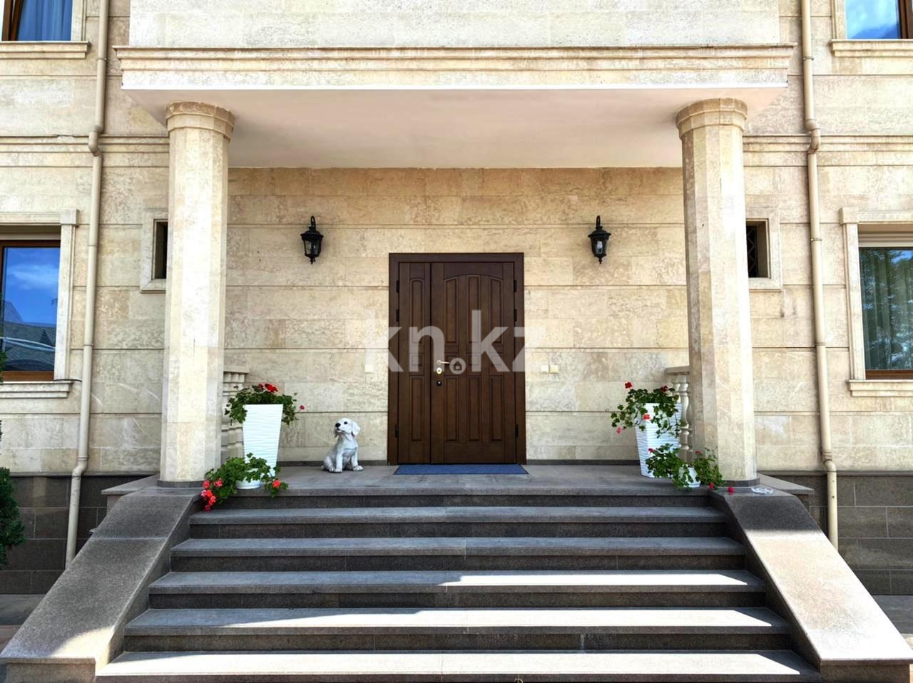 Продажа 9-комнатного дома, 540 м² - Продажа домов, коттеджей в Алматы фото 3 из 20