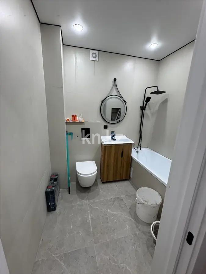 Продажа 1-комнатной квартиры, 40 м², ул. Бухар жырау, дом  32 - Продажа квартир в Казахстане фото 1 из 2