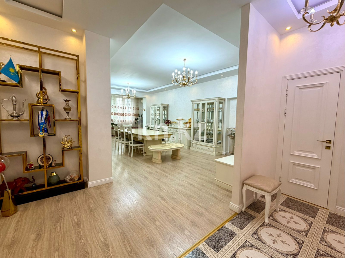 Продажа 4-комнатной квартиры, 138.6 м² - Продажа четырехкомнатных квартир в Алматы фото 20 из 31