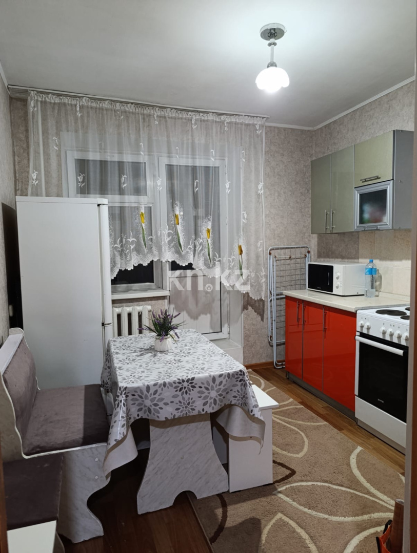 Аренда 1-комнатной квартиры, 38 м² в Астане