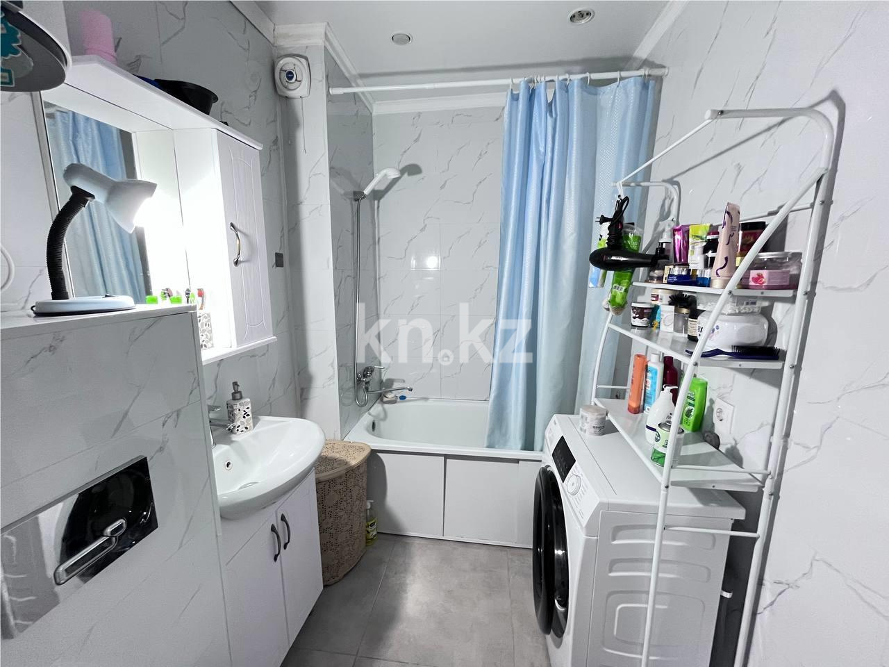 Продажа 4-комнатной квартиры, 77 м² в Караганде - фото 24