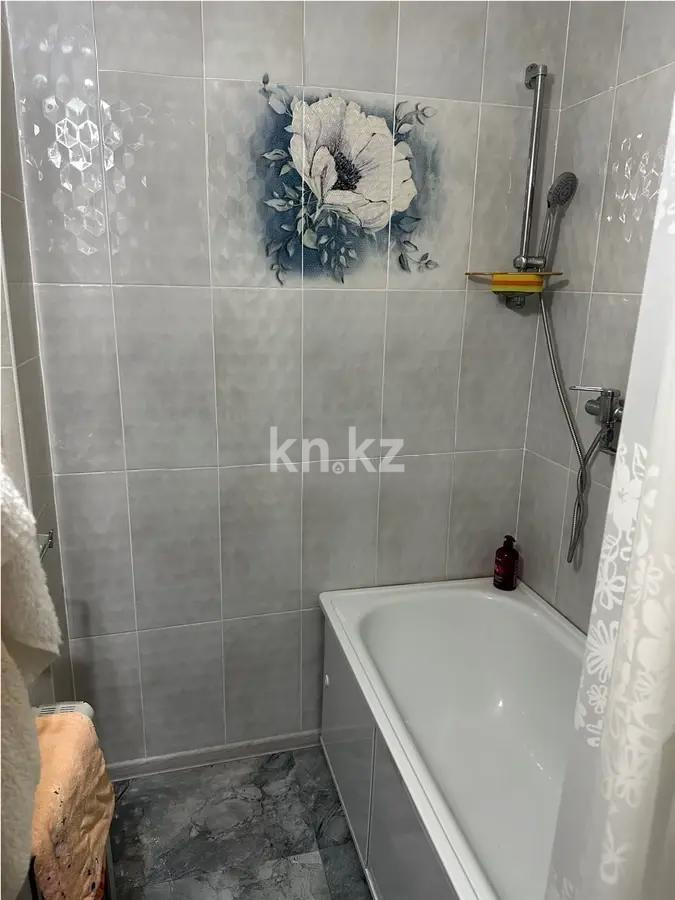 Продажа 4-комнатной квартиры, 98 м², ул. Кажымукана, дом  26 в Астане - фото 6